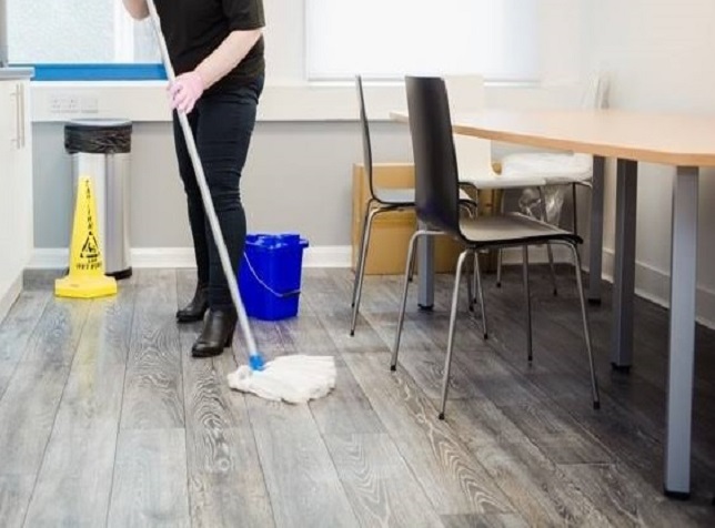 Commercial cleaning service
